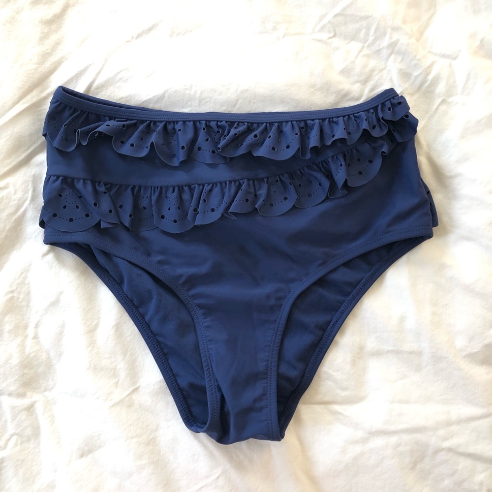 NWT Sugar Coast By Lolli Navy Ruffle Bottoms
